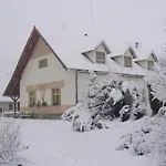 Farma Zahradnice Фермерский дом Olbramovice (Benesov)