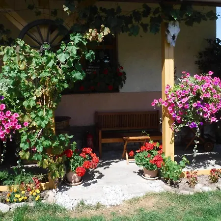 Gospodarstwo agroturystyczne Farma Zahradnice Olbramovice (Benesov)